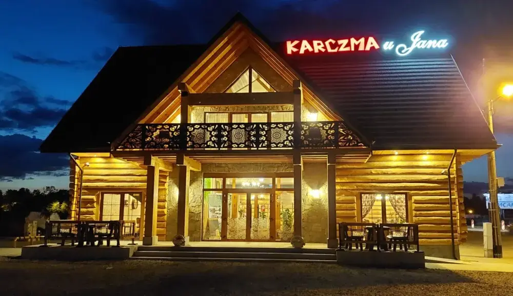 Karczma u Jana: Którą wybrać? Zaczernie vs Kuczów