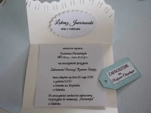 Jak wypisać zaproszenie na komunię dla ojca chrzestnego z sercem
